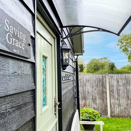 Saving Grace With Private Hot Tub Villa Bawdeswell Eksteriør billede
