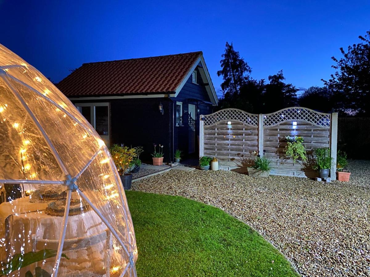 Saving Grace With Private Hot Tub Villa Bawdeswell Eksteriør billede