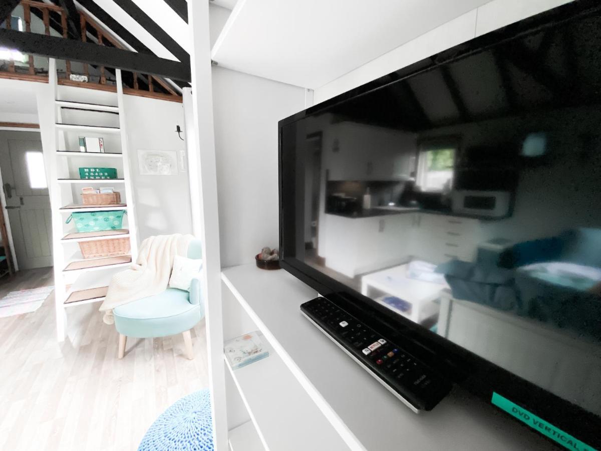 Saving Grace With Private Hot Tub Villa Bawdeswell Eksteriør billede