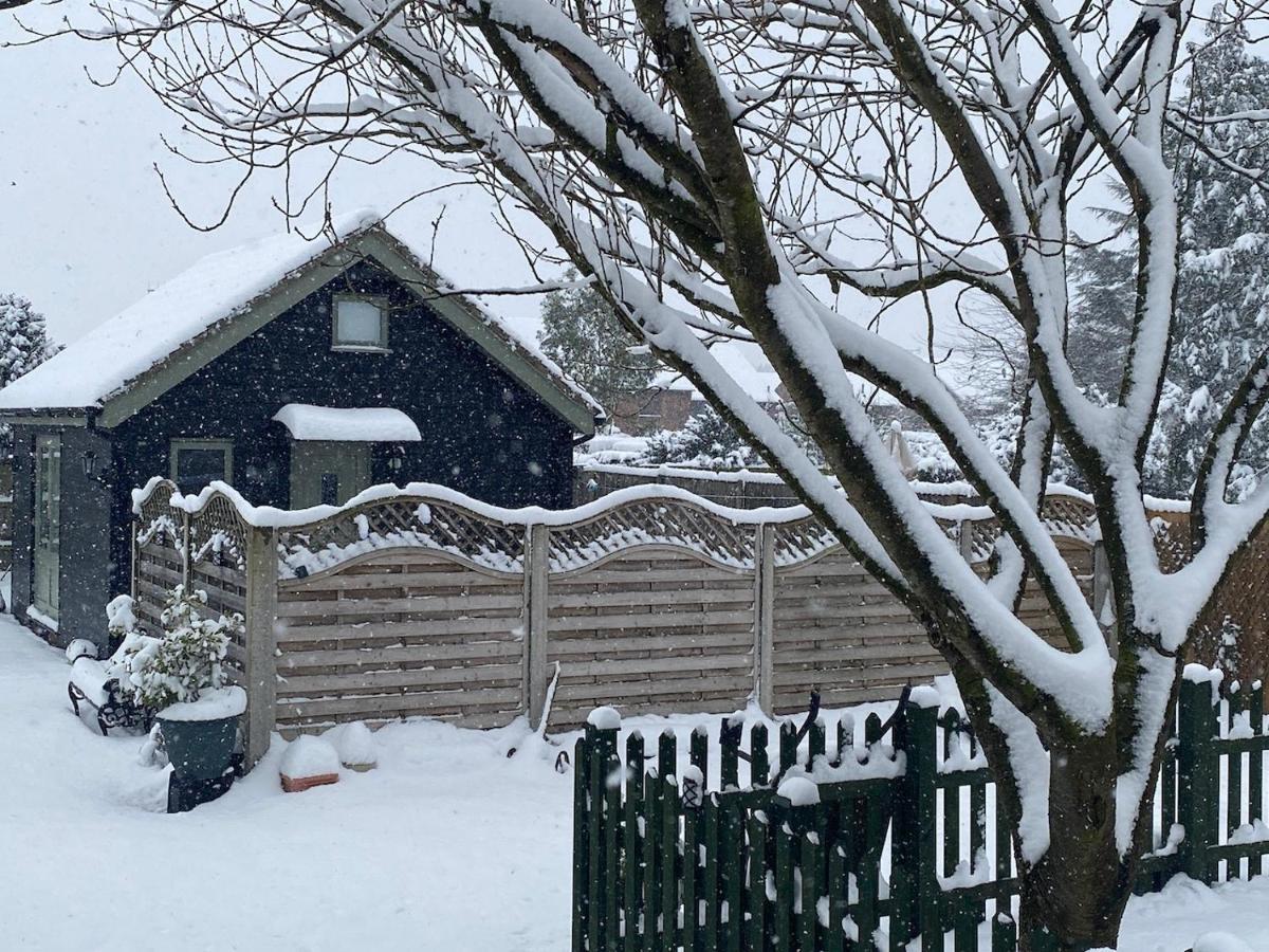 Saving Grace With Private Hot Tub Villa Bawdeswell Eksteriør billede